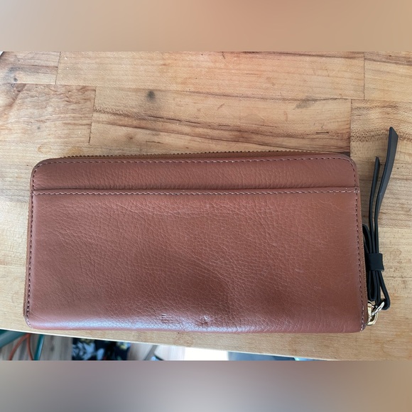 Kate Spade Leroy Street Saddle Brown Wallet $198 - Picture 3 of 5
